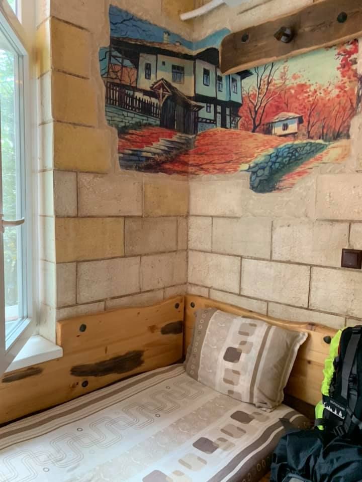 300天環遊世界:保加利亞-普羅夫迪夫、蘇菲亞 房間一角