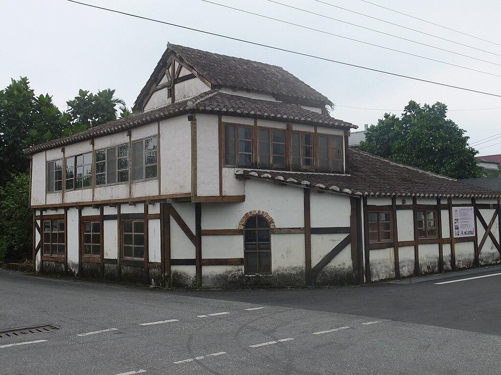 鳳林的徐家興菸樓(Source: lienyuan lee / CC BY 3.0 / via Wikimedia Commons)