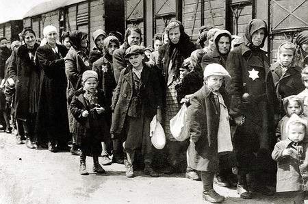 「納粹大屠殺」紀實影像