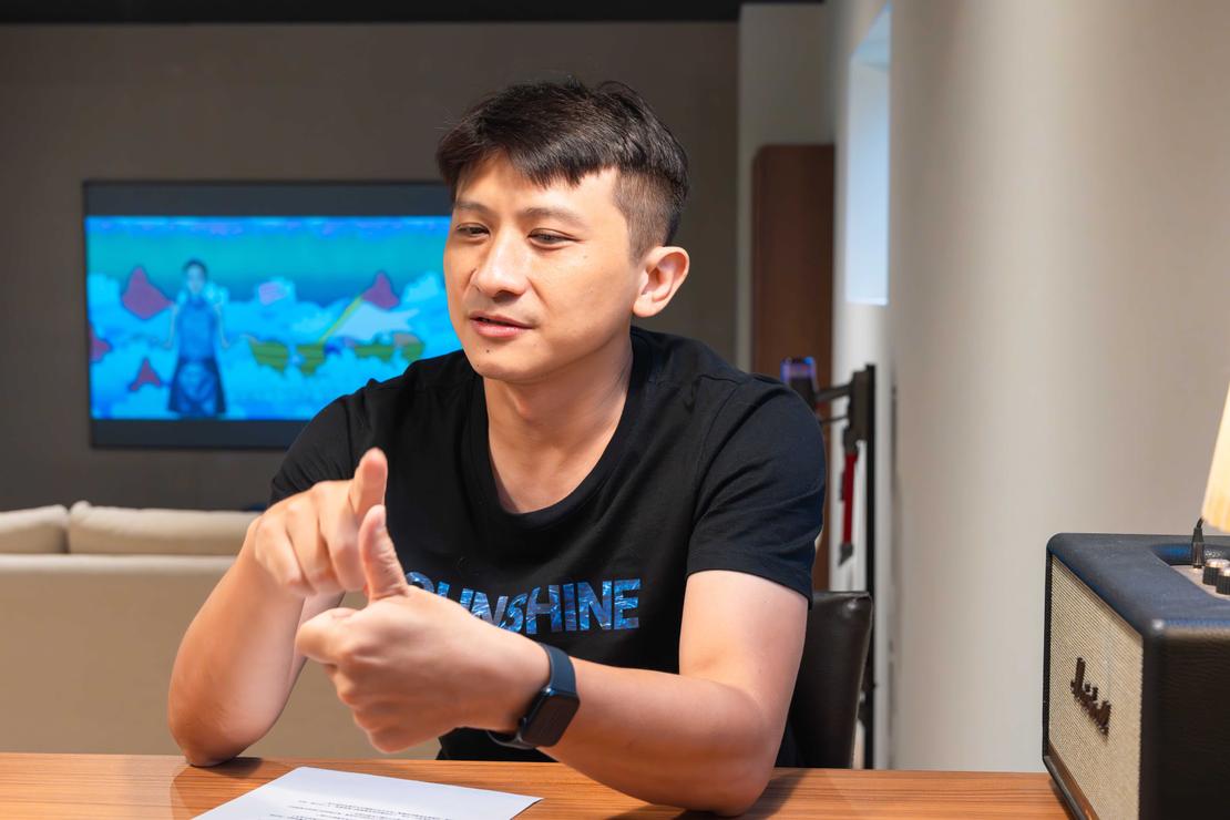 「溝通過程裡就是需要不斷修正,去猜導演想要的是什麼。」