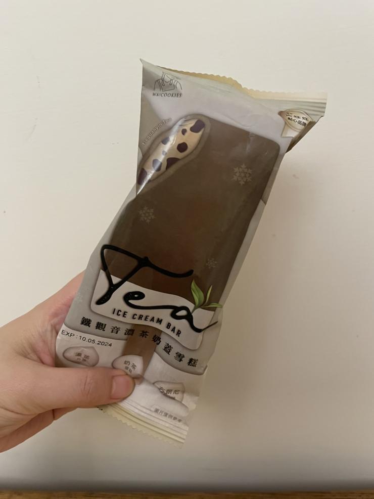 古娃娃 鐵觀音濃茶奶蓋雪糕49/枝