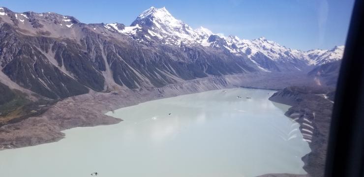 圖3 塔斯曼湖不斷擴大,來源:作者自拍